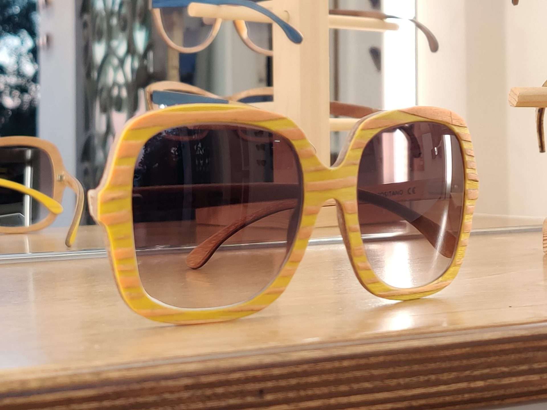 Occhiali da sole sabbiato giallo e arancio CREO 008, fatti a mano a Positano