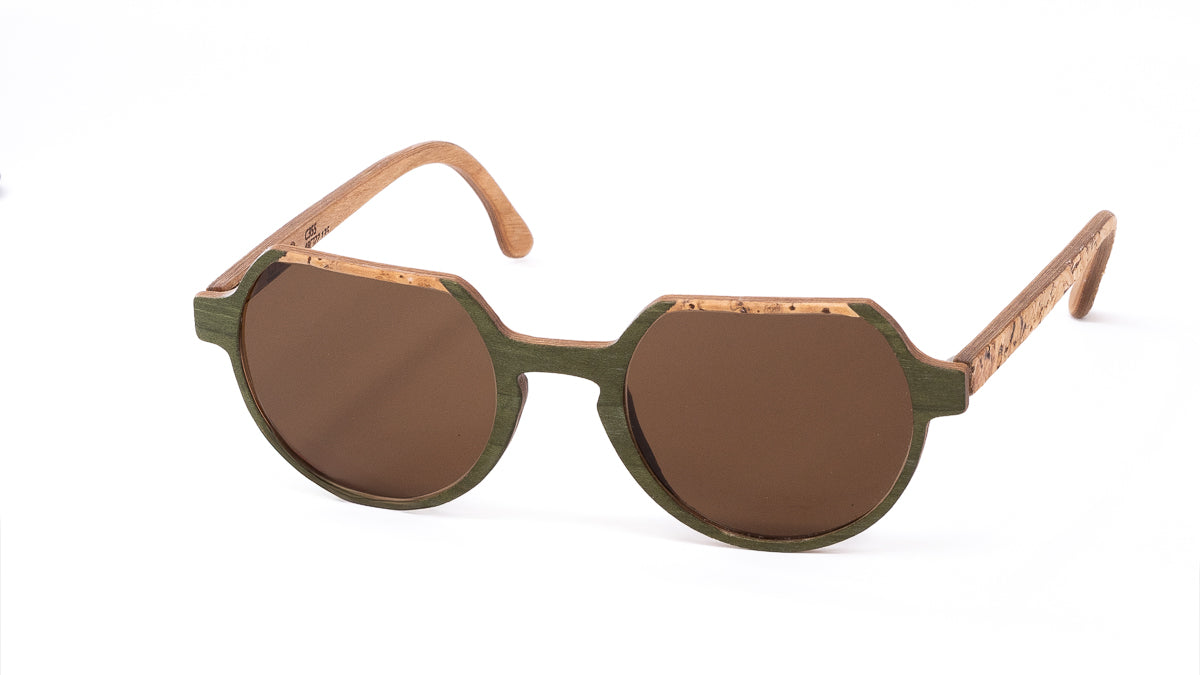 Creo 355 - Magnolia wood and Cork